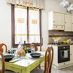 Casa 94 - Bright Apartment, 15min From Venice *