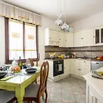 Casa 94 - Bright Apartment, 15min From Venice
