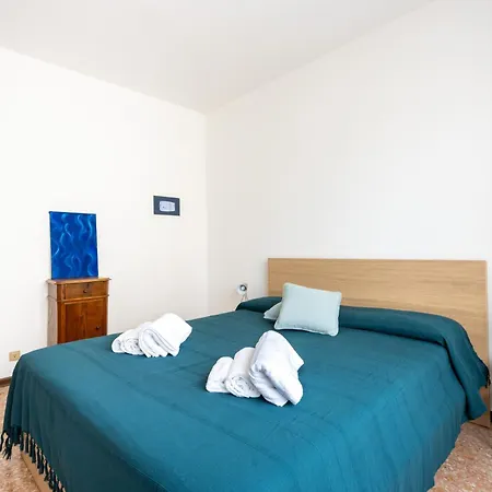 Casa 94 - Bright Apartment, 15min From Venice *