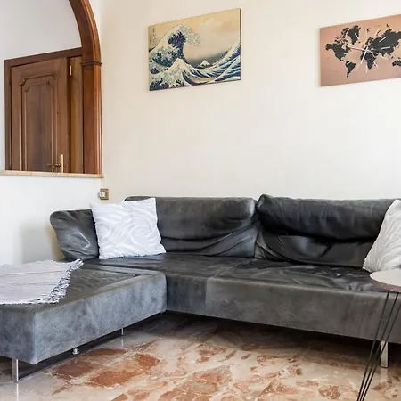 Casa 94 - Bright Apartment, 15min From Venice 法瓦罗威尼托