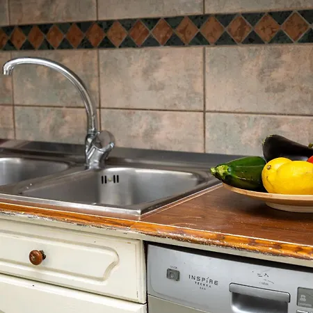 Casa 94 - Bright Apartment, 15min From Venice Holiday home *